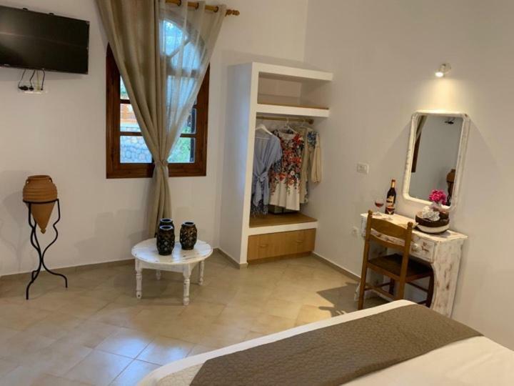 Philoxenia Hotel & Studios 佩里萨 外观 照片