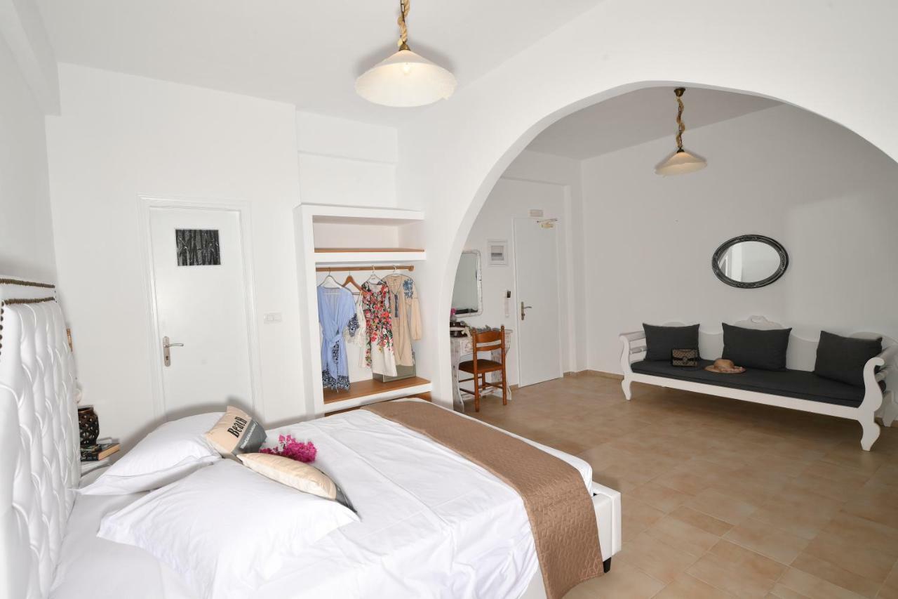 Philoxenia Hotel & Studios 佩里萨 外观 照片
